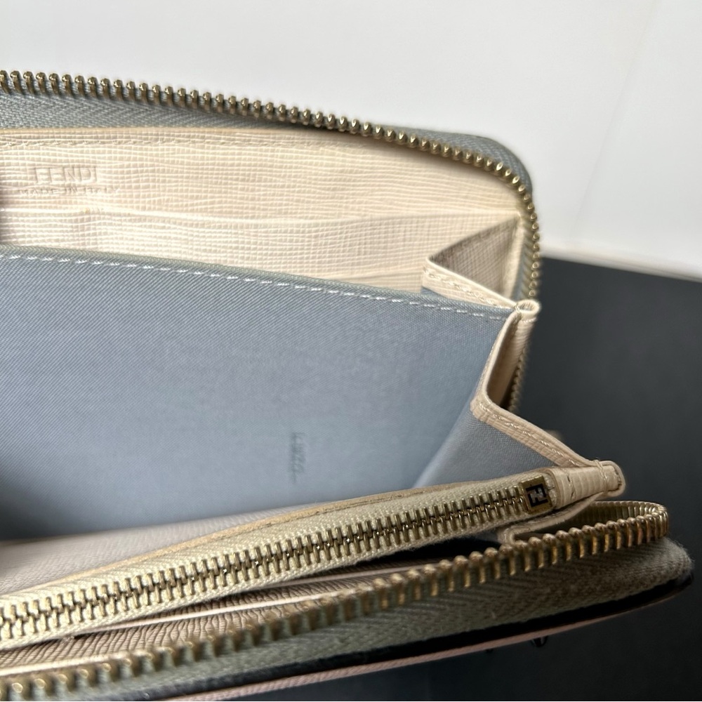 Fendi Monster Eyes Cont. Zip Around Leather Wallet Full Inclusion Pink/Gray/Stud - Picture 13 of 16